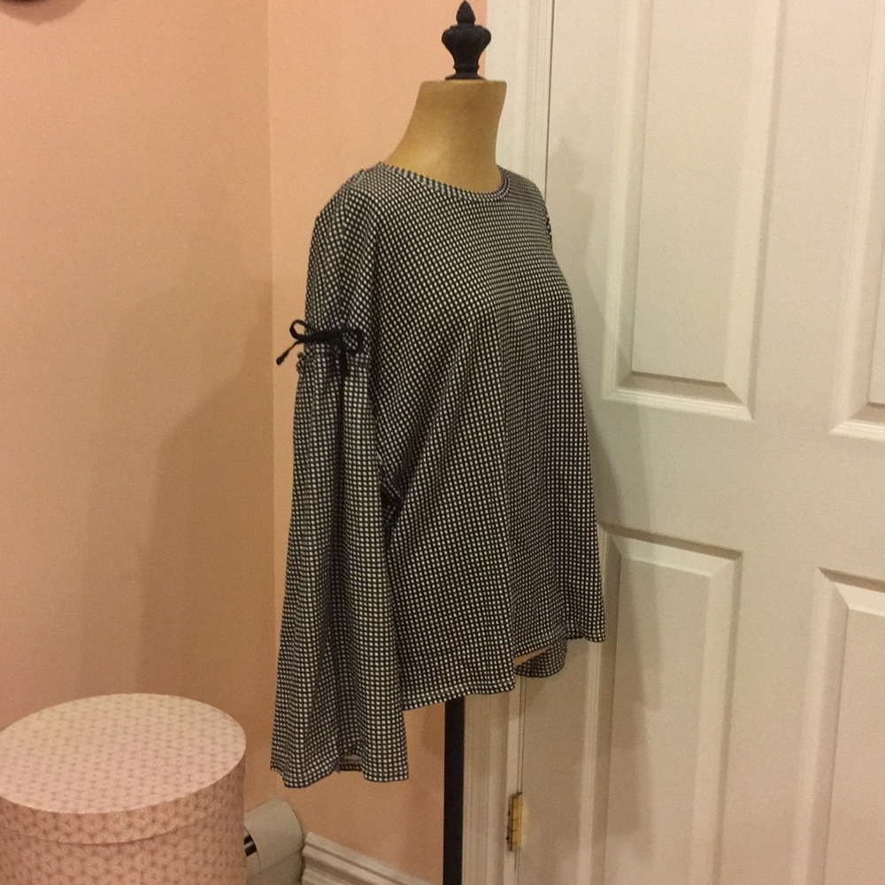 Zara black & white check tie-sleeve Top - NWT